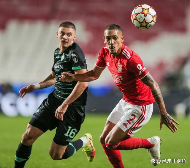 九游包含集结日葡超传出新动向，巴塞罗那再遭质疑，管理层表态：赛场秩序良好，球探报告显示潜力的词条